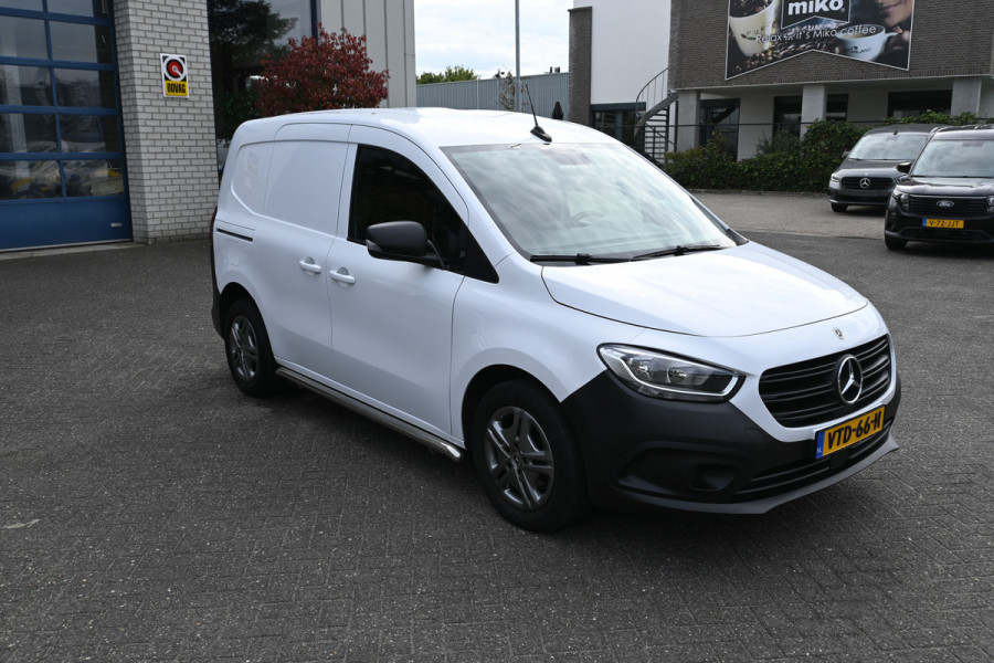 Mercedes-Benz Citan 108 CDI L1 Pro MBUX met camera en smartphone integratie, Sidebars
