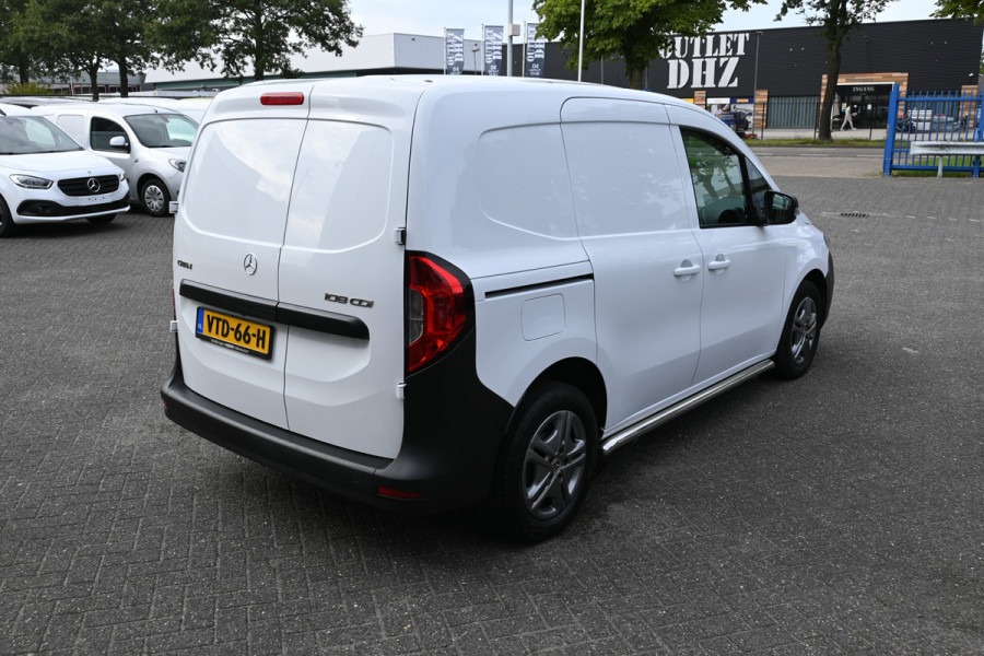 Mercedes-Benz Citan 108 CDI L1 Pro MBUX met camera en smartphone integratie, Sidebars