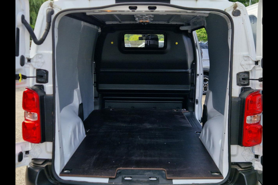 Peugeot Expert L2 2.0D 145 Pk. | navi incl. Apple Carplay | camera | trekhaak | betimmering | Comfort tussenschot |