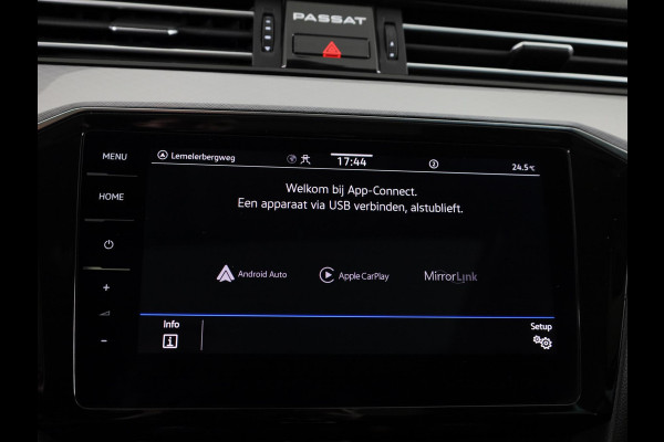 Volkswagen Passat 1.4 TSI PHEV GTE Style 218 pk Automaat (DSG) | Navigatie | Panoramadak | Parkeersensoren (Park assist) | Achteruitrijcamera | Matrix LED koplampen | Stoelverwarming v/a |
