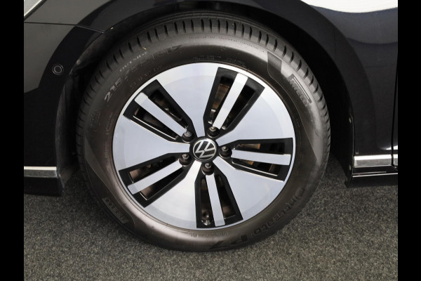 Volkswagen Passat 1.4 TSI PHEV GTE Style 218 pk Automaat (DSG) | Navigatie | Panoramadak | Parkeersensoren (Park assist) | Achteruitrijcamera | Matrix LED koplampen | Stoelverwarming v/a |