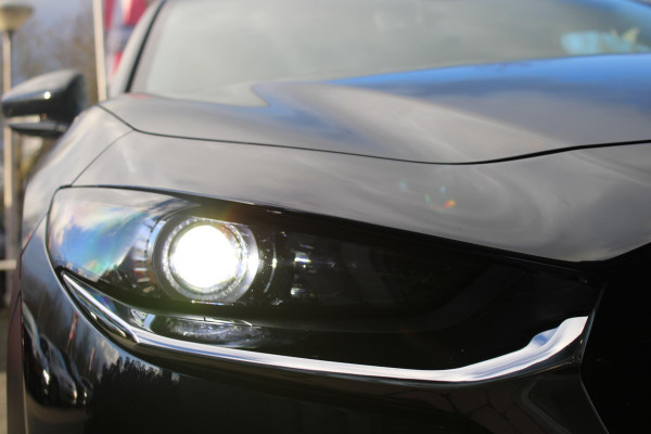 Mazda CX-30 2.0 e-SkyActiv-X MILD Hybrid 187PK HOMURA | DRAADLOOS APPLE CARPLAY/ANDROID AUTO | FULL LED KOPLAMPEN | DAB+ RADIO | CLIMATE CONTROL | STOEL VERWARMING | ADAPTIVE CRUISE CONTROL | LICHTMETALEN VELGEN BLACK | ALL SEASON BANDEN | DODEHOEK DETECTIE | ELEKTRISCHE ACHTERKLEP | STOEL VERWARMING |
