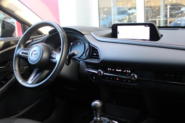 Mazda CX-30 2.0 e-SkyActiv-X MILD Hybrid 187PK HOMURA | DRAADLOOS APPLE CARPLAY/ANDROID AUTO | FULL LED KOPLAMPEN | DAB+ RADIO | CLIMATE CONTROL | STOEL VERWARMING | ADAPTIVE CRUISE CONTROL | LICHTMETALEN VELGEN BLACK | ALL SEASON BANDEN | DODEHOEK DETECTIE | ELEKTRISCHE ACHTERKLEP | STOEL VERWARMING |