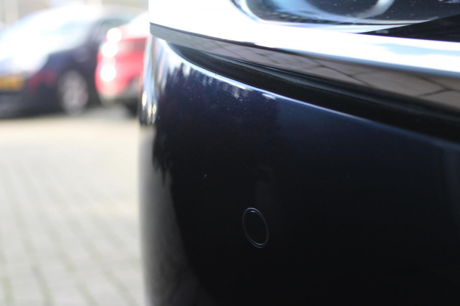 Mazda CX-30 2.0 e-SkyActiv-X MILD Hybrid 187PK HOMURA | DRAADLOOS APPLE CARPLAY/ANDROID AUTO | FULL LED KOPLAMPEN | DAB+ RADIO | CLIMATE CONTROL | STOEL VERWARMING | ADAPTIVE CRUISE CONTROL | LICHTMETALEN VELGEN BLACK | ALL SEASON BANDEN | DODEHOEK DETECTIE | ELEKTRISCHE ACHTERKLEP | STOEL VERWARMING |