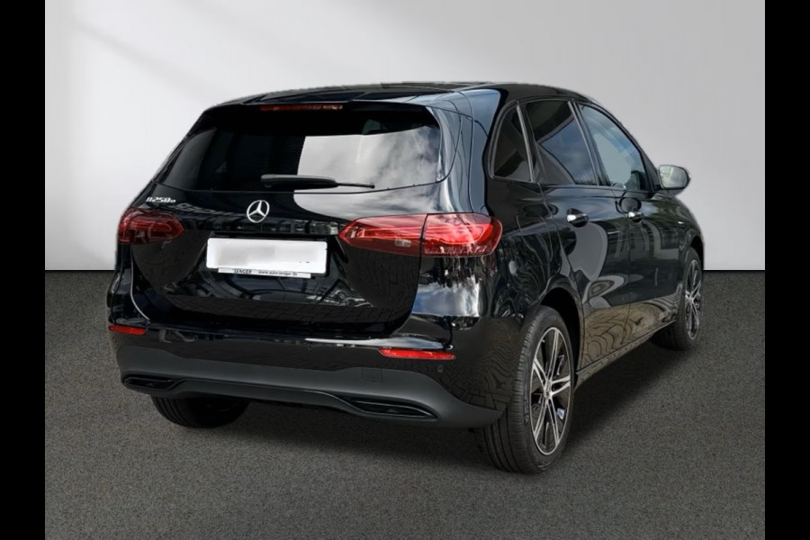 Mercedes-Benz B-Klasse 250 e Progressive ** LED, MBUX+, HALF-LEDER, PANORAMA, ADAPT. CRUISE, 18-inch LMV ** Ex MB-AG - UNFALLFREI ** ** INFORMEER OOK NAAR ONZE AANTREKKELIJKE FINANCIAL-LEASE TARIEVEN **