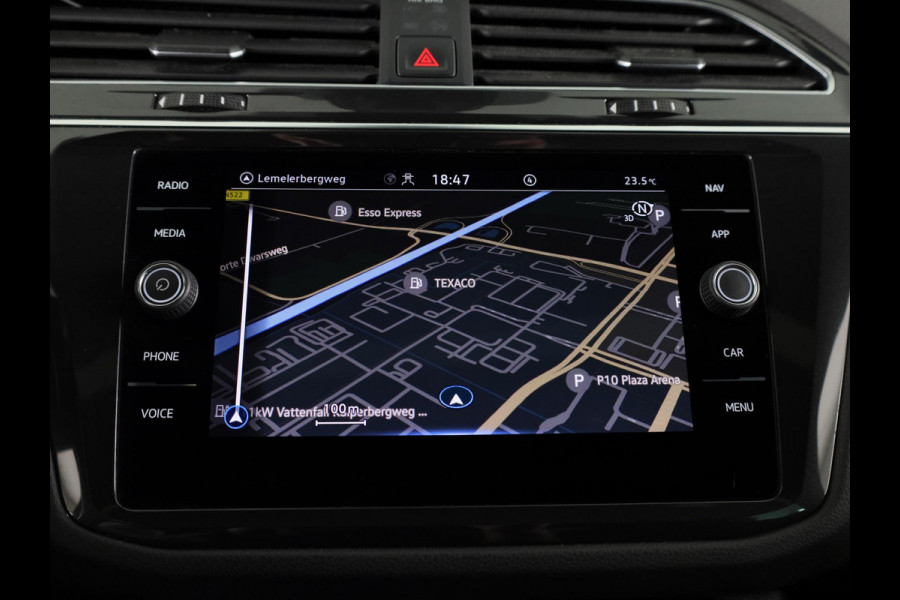 Volkswagen Tiguan 1.5 TSI R-Line Business+ 150PK | Automaat (DSG) | Panoramadak | Navigatie | 20 Inch | Spiegelpakket | Camera