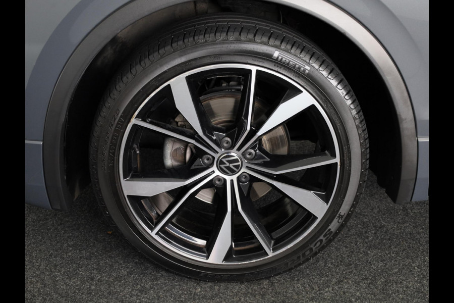 Volkswagen Tiguan 1.5 TSI R-Line Business+ 150PK | Automaat (DSG) | Panoramadak | Navigatie | 20 Inch | Spiegelpakket | Camera
