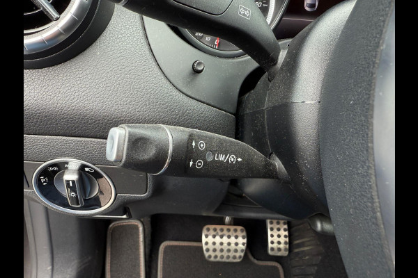 Mercedes-Benz CLA-Klasse 180 Business Solution AMG pakket