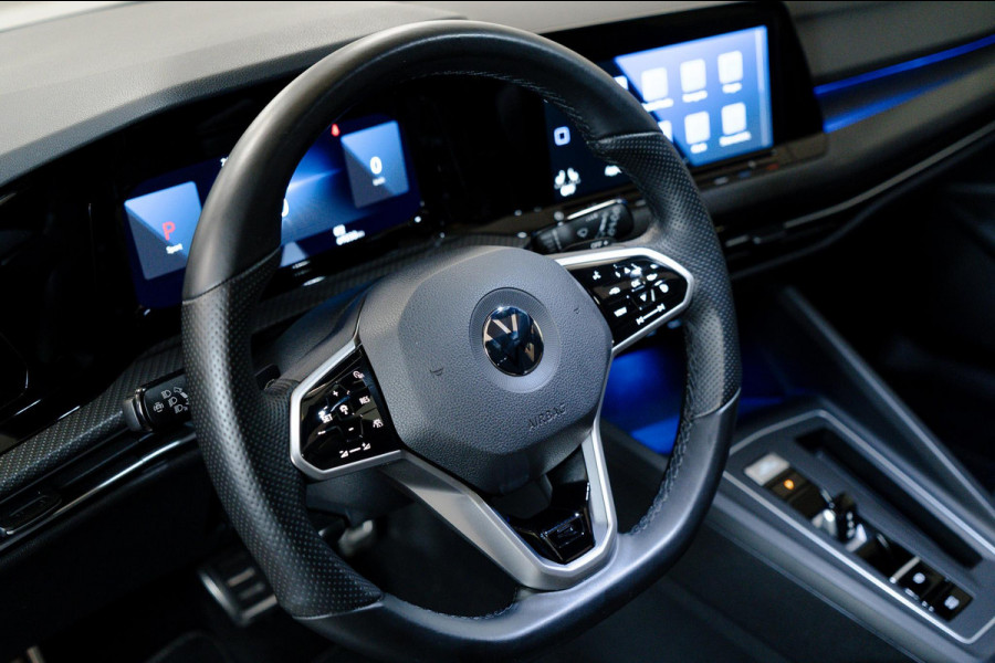 Volkswagen Golf 1.5 eTSI 3x R-Line Pano|IQ|ACC|AppleCarplay|Trekhaak