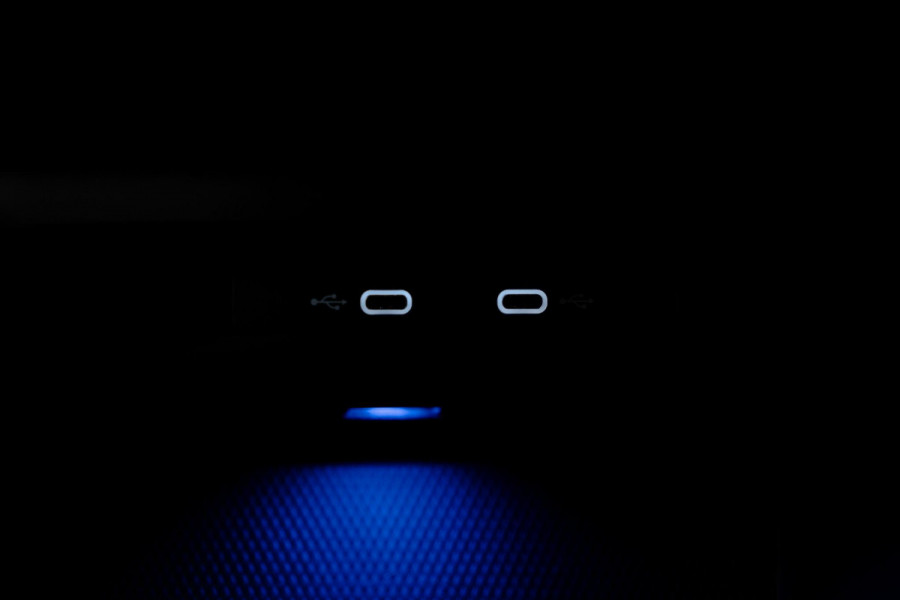 Volkswagen Golf 1.5 eTSI 3x R-Line Pano|IQ|ACC|AppleCarplay|Trekhaak