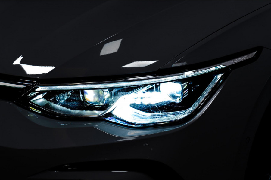 Volkswagen Golf 1.5 eTSI 3x R-Line Pano|IQ|ACC|AppleCarplay|Trekhaak