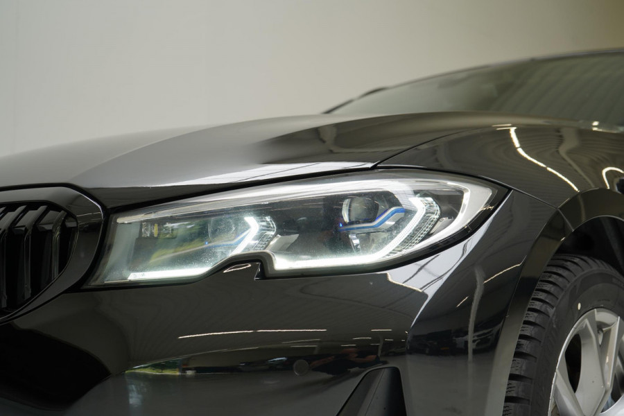BMW 3 Serie Touring 330e Business Edition Plus | Adaptive cruise | Trekhaak | Sportstoelen | Apple Carplay