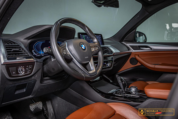 BMW X3 XDrive30e Executive|Pano|Leder|Cam|Dealer onderhouden