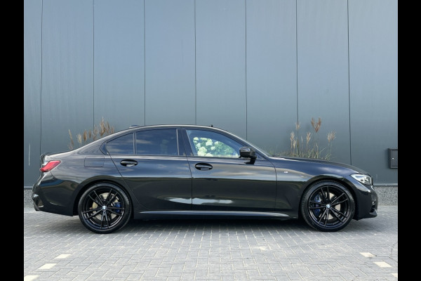 BMW 3-serie 330i M PACK M2020 PANO NAVI SPORTVELGEN CLIMATE PDC