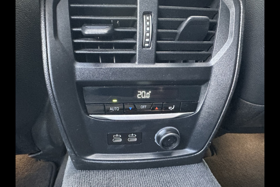 BMW 3-serie 330i M PACK M2020 PANO NAVI SPORTVELGEN CLIMATE PDC