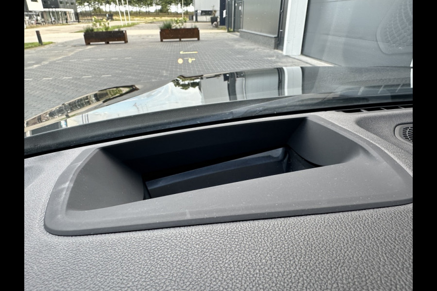 BMW 3-serie 330i M PACK M2020 PANO NAVI SPORTVELGEN CLIMATE PDC