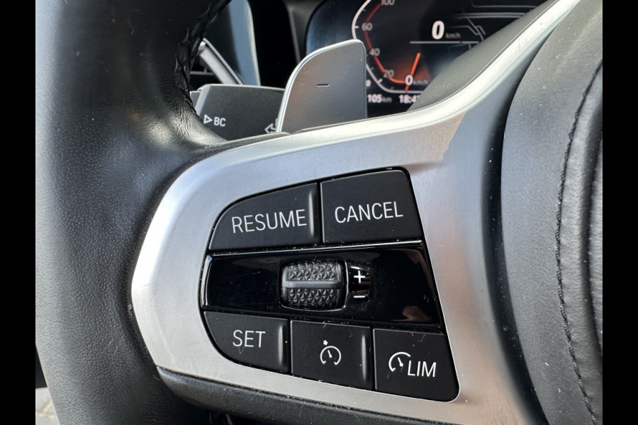 BMW 3-serie 330i M PACK M2020 PANO NAVI SPORTVELGEN CLIMATE PDC