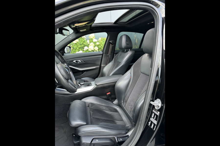 BMW 3-serie 330i M PACK M2020 PANO NAVI SPORTVELGEN CLIMATE PDC