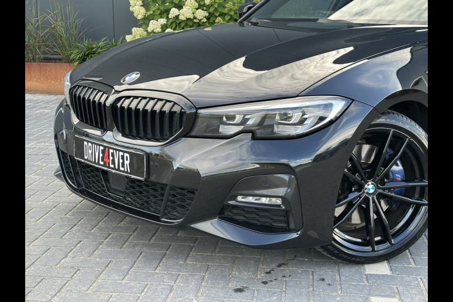 BMW 3-serie 330i M PACK M2020 PANO NAVI SPORTVELGEN CLIMATE PDC
