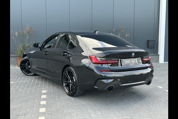 BMW 3-serie 330i M PACK M2020 PANO NAVI SPORTVELGEN CLIMATE PDC