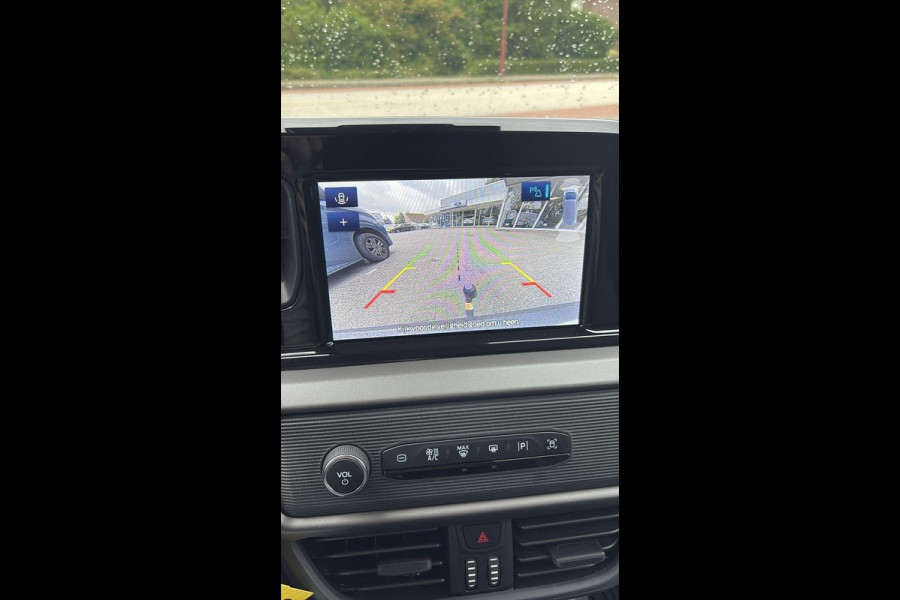 Ford Transit Courier 1.0 EcoBoost Trend 125pk | Automaat | Winterpack | Trekhaak | Achteruitrijcamera