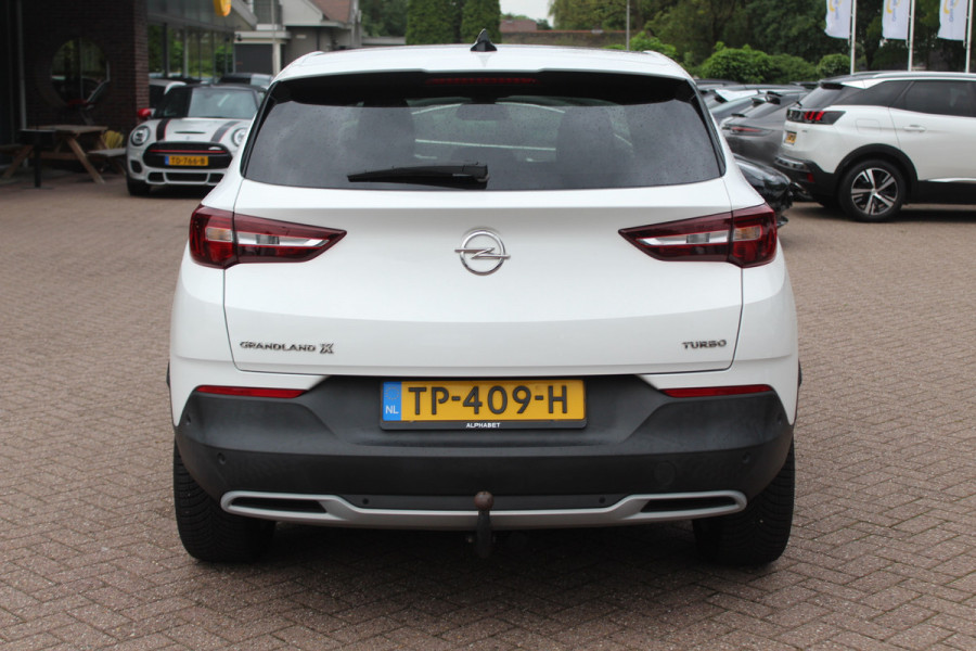 Opel Grandland X 1.2 Turbo Innovation / Trekhaak / Panoramadak / Navigatie / 18'' / Cruise Control / DAB