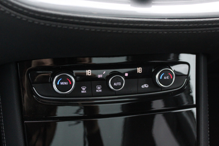 Opel Grandland X 1.2 Turbo Innovation / Trekhaak / Panoramadak / Navigatie / 18'' / Cruise Control / DAB