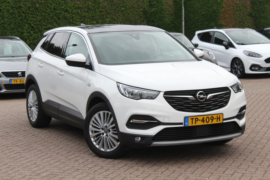 Opel Grandland X 1.2 Turbo Innovation / Trekhaak / Panoramadak / Navigatie / 18'' / Cruise Control / DAB