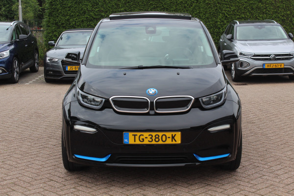 BMW i3 S iPerformance 94Ah 33 kWh / SoH 91% / Panoramadak / Camera / Leder / 20'' / Keyless / Navigatie / DAB / ACC / Stoelverwarming