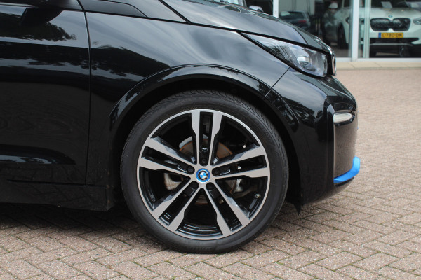 BMW i3 S iPerformance 94Ah 33 kWh / SoH 91% / Panoramadak / Camera / Leder / 20'' / Keyless / Navigatie / DAB / ACC / Stoelverwarming