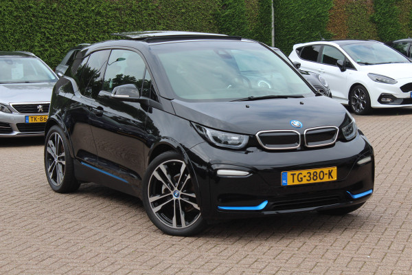 BMW i3 S iPerformance 94Ah 33 kWh / SoH 91% / Panoramadak / Camera / Leder / 20'' / Keyless / Navigatie / DAB / ACC / Stoelverwarming
