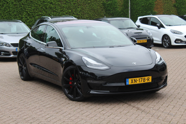 Tesla Model 3 Performance AWD 75 kWh / SoH 91.4% / Autopilot / Panoramadak / Camera / Leder / 20''' Leder / Premium Audio
