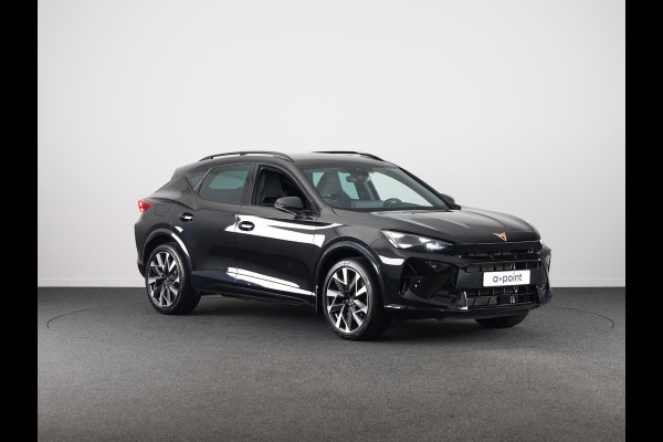 CUPRA Formentor 1.5 TSI e-Hybrid VZ Performance 272 pk Automaat (DSG) | Verlengde garantie | Navigatie | Trekhaak (wegklapbaar) | Parkeersensoren | Achteruitrijcamera | Autom. airco (3 zones) |