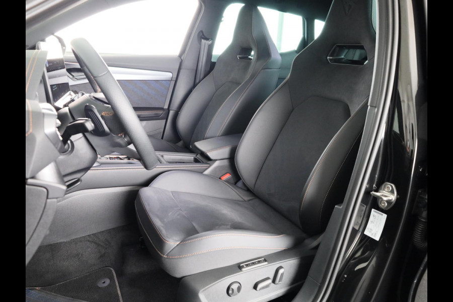 CUPRA Formentor 1.5 TSI e-Hybrid VZ Performance 272 pk Automaat (DSG) | Verlengde garantie | Navigatie | Trekhaak (wegklapbaar) | Parkeersensoren | Achteruitrijcamera | Autom. airco (3 zones) |