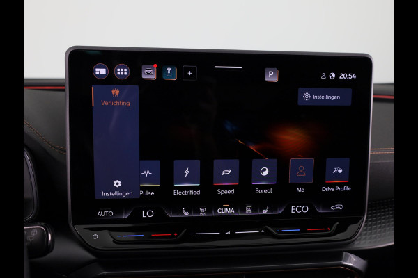 CUPRA Formentor 1.5 TSI e-Hybrid VZ Performance 272 pk Automaat (DSG) | Verlengde garantie | Navigatie | Trekhaak (wegklapbaar) | Parkeersensoren | Achteruitrijcamera | Autom. airco (3 zones) |