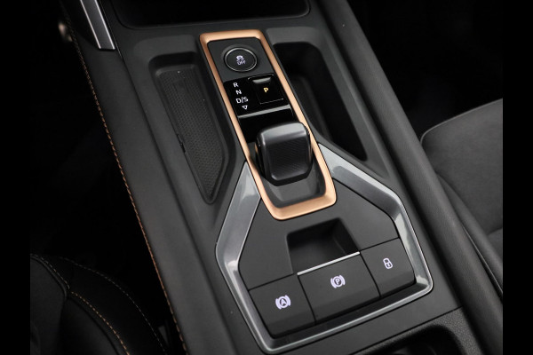 CUPRA Formentor 1.5 TSI e-Hybrid VZ Performance 272 pk Automaat (DSG) | Verlengde garantie | Navigatie | Trekhaak (wegklapbaar) | Parkeersensoren | Achteruitrijcamera | Autom. airco (3 zones) |