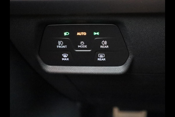 CUPRA Formentor 1.5 TSI e-Hybrid VZ Performance 272 pk Automaat (DSG) | Verlengde garantie | Navigatie | Trekhaak (wegklapbaar) | Parkeersensoren | Achteruitrijcamera | Autom. airco (3 zones) |