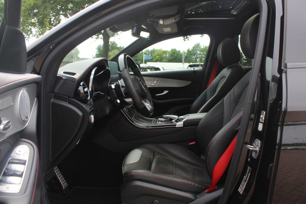 Mercedes-Benz GLC Coupé AMG 43 4MATIC / Schuifdak / 360Camera / Head-up / Burmester / Carbon intr. / 21'' / Memory seats / Keyless / Treeplanken / LED / Dodehoek / DAB / Stoelverwarming / ACC
