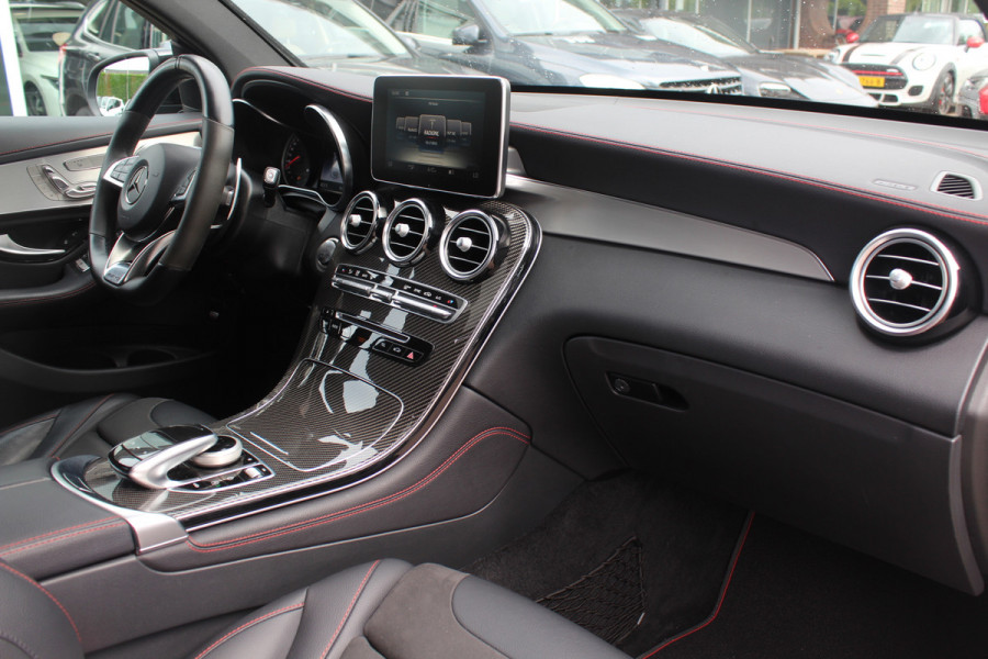 Mercedes-Benz GLC Coupé AMG 43 4MATIC / Schuifdak / 360Camera / Head-up / Burmester / Carbon intr. / 21'' / Memory seats / Keyless / Treeplanken / LED / Dodehoek / DAB / Stoelverwarming / ACC