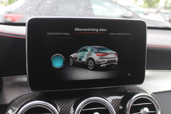 Mercedes-Benz GLC Coupé AMG 43 4MATIC / Schuifdak / 360Camera / Head-up / Burmester / Carbon intr. / 21'' / Memory seats / Keyless / Treeplanken / LED / Dodehoek / DAB / Stoelverwarming / ACC