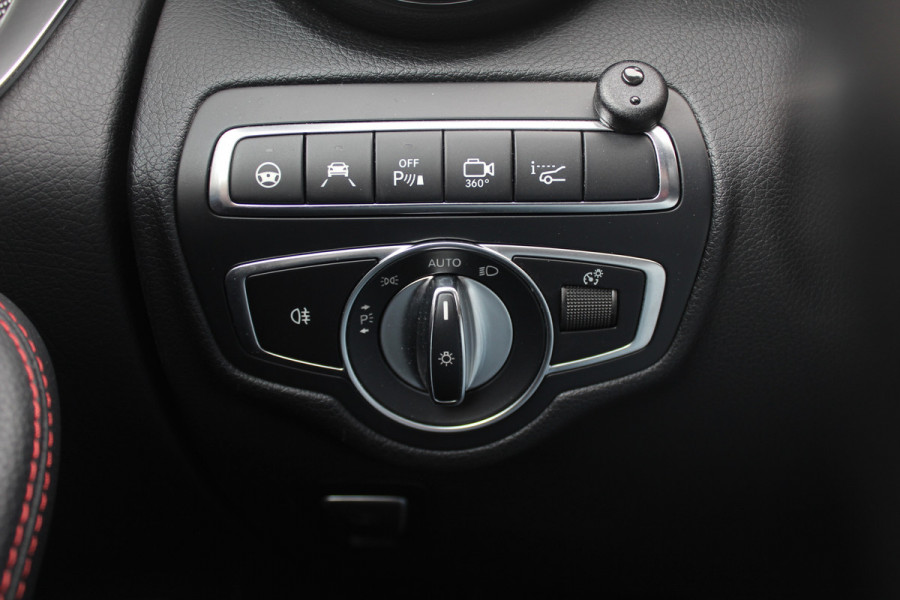 Mercedes-Benz GLC Coupé AMG 43 4MATIC / Schuifdak / 360Camera / Head-up / Burmester / Carbon intr. / 21'' / Memory seats / Keyless / Treeplanken / LED / Dodehoek / DAB / Stoelverwarming / ACC