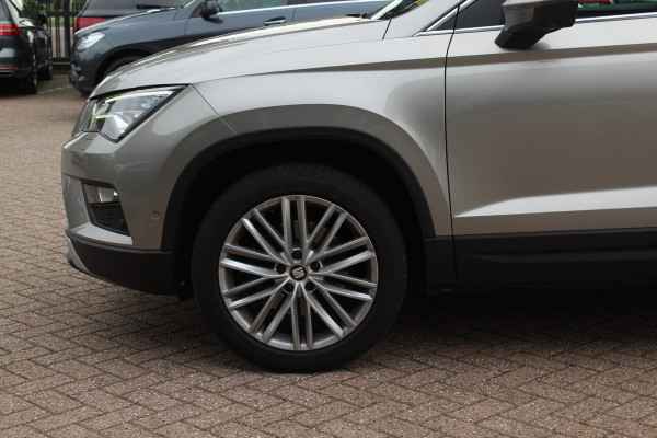 Seat Ateca 1.4 EcoTSI Xcellence / Trekhaak / Camera / Leder / Standkachel / 18'' / Navigatie / Dodehoek / Stoelverwarming / ACC