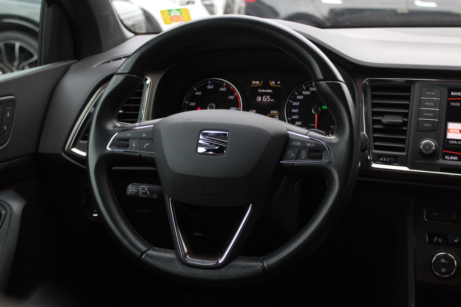 Seat Ateca 1.4 EcoTSI Xcellence / Trekhaak / Camera / Leder / Standkachel / 18'' / Navigatie / Dodehoek / Stoelverwarming / ACC
