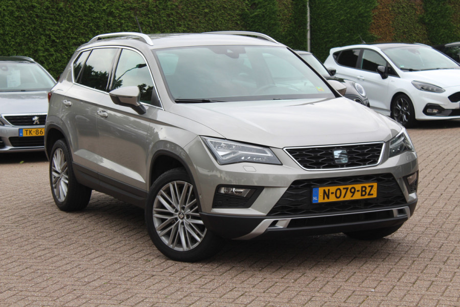 Seat Ateca 1.4 EcoTSI Xcellence / Trekhaak / Camera / Leder / Standkachel / 18'' / Navigatie / Dodehoek / Stoelverwarming / ACC