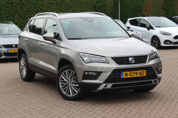 Seat Ateca 1.4 EcoTSI Xcellence / Trekhaak / Camera / Leder / Standkachel / 18'' / Navigatie / Dodehoek / Stoelverwarming / ACC