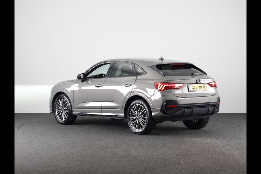 Audi Q3 Sportback 35 TFSI S Edition Competition 150 pk S-tronic | Private lease € 911,- | Navigatie | Parkeersensoren (Park assist) | Achteruitrijcamera | Lichtmetalen velgen 19" | S-Line |