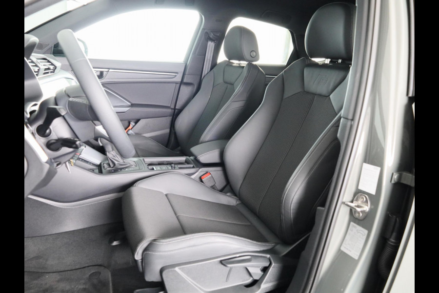 Audi Q3 Sportback 35 TFSI S Edition Competition 150 pk S-tronic | Private lease € 911,- | Navigatie | Parkeersensoren (Park assist) | Achteruitrijcamera | Lichtmetalen velgen 19" | S-Line |