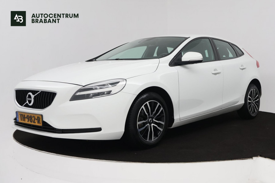 Volvo V40 1.5 T2 Edition+ (STOELVERWARMING, AUTOMAAT, VIRTUAL COCKPIT, PARKEERSENSOREN, CRUISE CONTROL, NAVIGATIE)