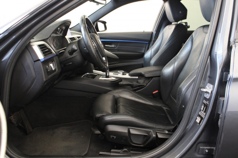 BMW 3 Serie Touring 320i Corporate Lease High Executive