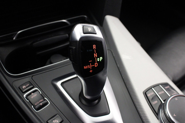 BMW 3 Serie Touring 320i Corporate Lease High Executive